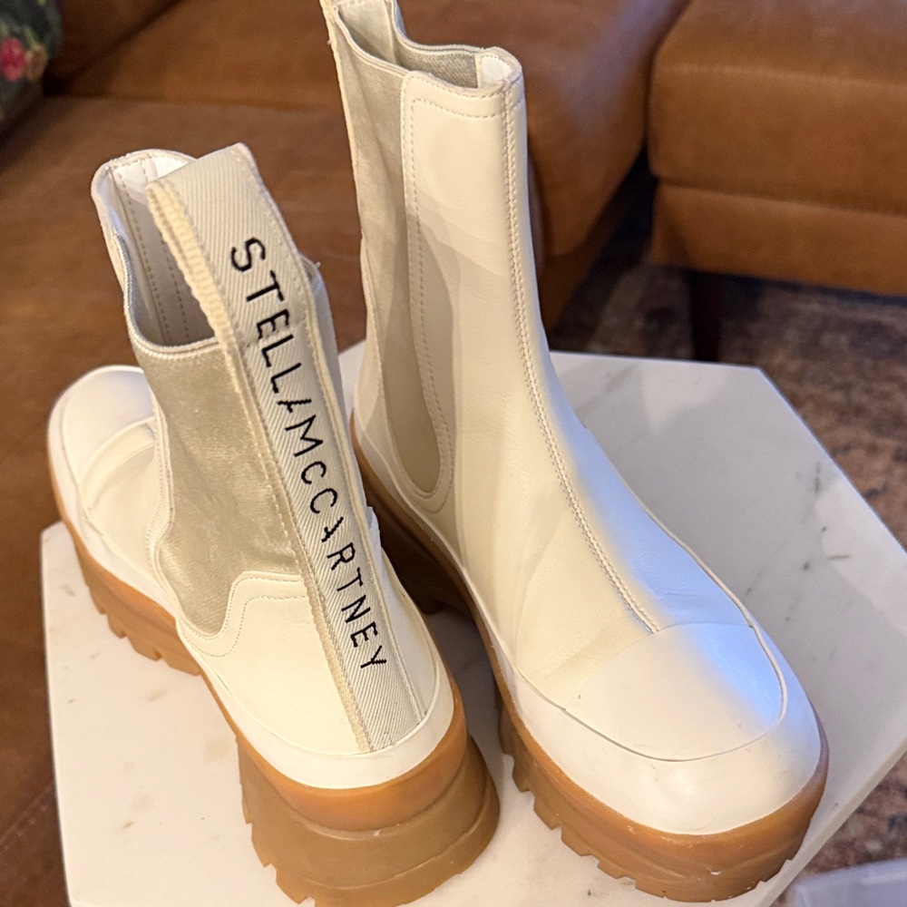 Stella McCartney Cream and Brown Winter Boots